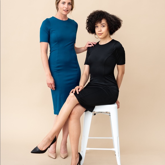 Short Sleeve Shift Dress - Picture 4 of 7